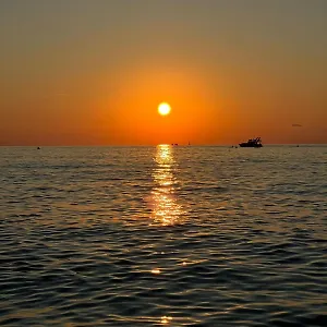 شقة فندقية Elegance Sea View In Orbi City, باتومي